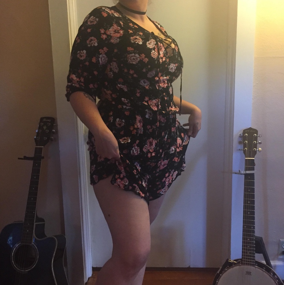 Sexy floral romper